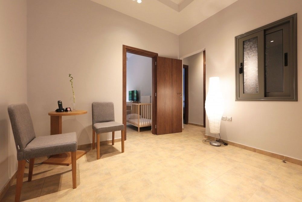 Meni Apartments Атина Екстериор снимка