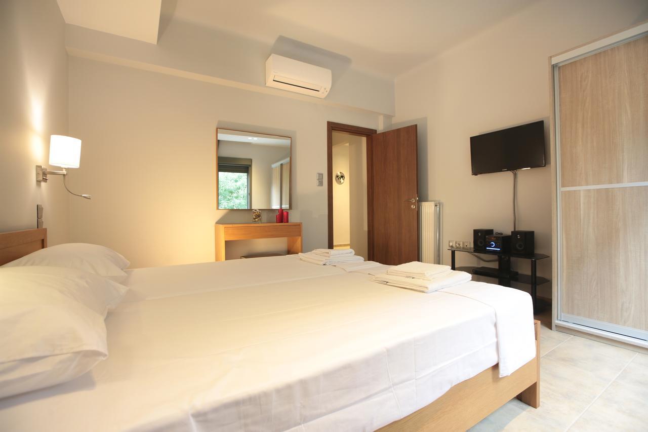 Meni Apartments Атина Екстериор снимка